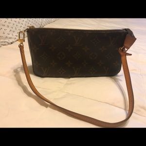 Louis Vuitton Pochette Accessories NM